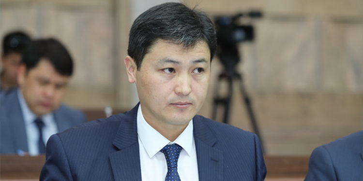 Премьер-министрликке Улукбек Мариповдун талапкерлиги каралууда