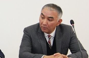 Конституциялык палатада президенттин өкүлү болуп Медер Жусупов дайындалды