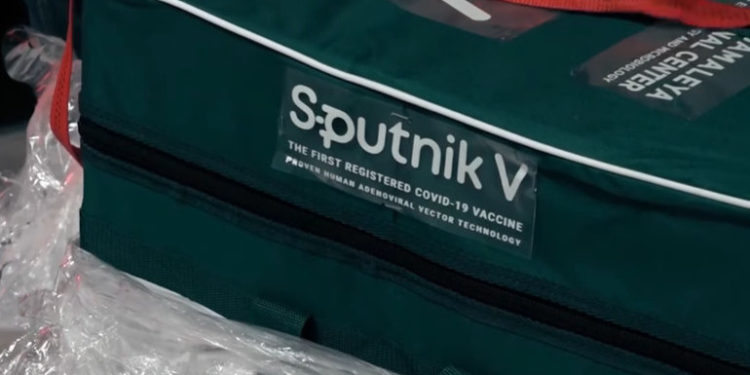 Орусиялык “Спутник V” вакцинасы Кыргызстанда расмий түрдө каттоодон өттү