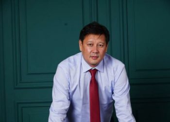 Бишкектин мэринин милдетин аткаруучу Эрмек Нургазиев ишке киришти