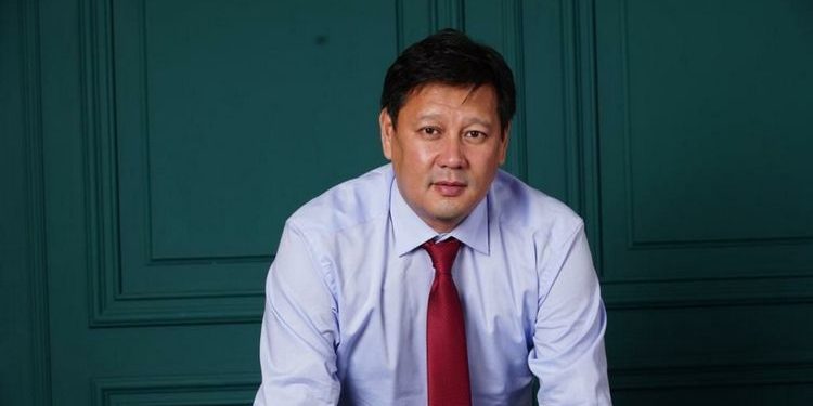 Бишкектин мэринин милдетин аткаруучу Эрмек Нургазиев ишке киришти