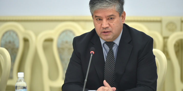 Кызматтан түшкөн Равшанбек Сабиров президенттин кеңешчиси болду