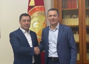 Президент Садыр Жапаров менен Өмүрбек Бабанов жолукту