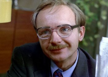 Советтик жана орусиялык театр жана кино актёру Андрей Мягков 83 жашында көз жумду