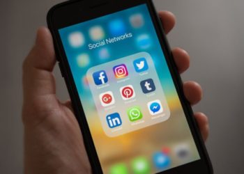 Төңкөрүш орун алган Мьянмада жаңы бийлик интернетке чектөө киргизди