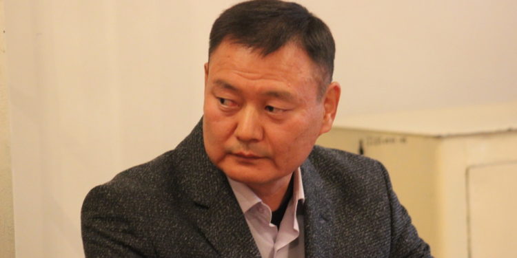 Дүйшөнбек Зилалиевдин иши боюнча соттук отурум бүгүн да жылдырылды