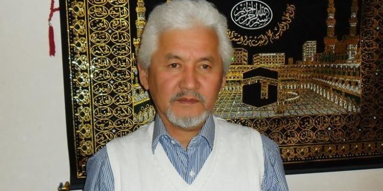 «Жаңы муфтийдин резюмесин берген». Адвокат Акин Токталиев Максатбек Токтомушевдин ордуна кимди сунушташканын айтты