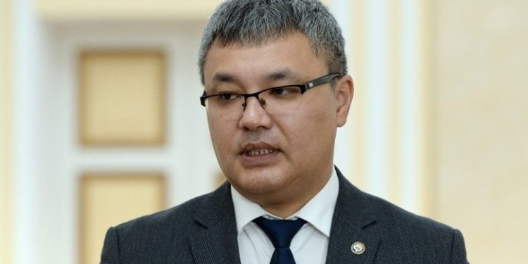 Данияр Иманалиев экономика жана финансы министринин орун басары болуп дайындалды