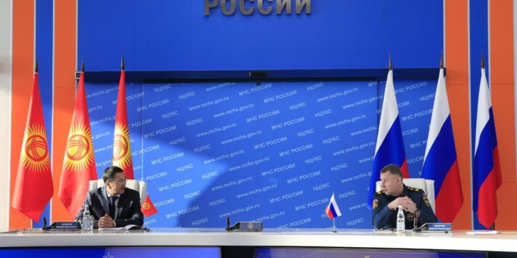 Өзгөчө кырдаалдар министри Бообек Ажикеев Орусияга барды