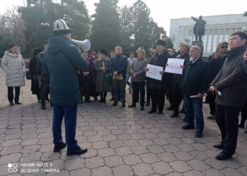 Бүгүн да чек ара маселеси боюнча митинг өттү