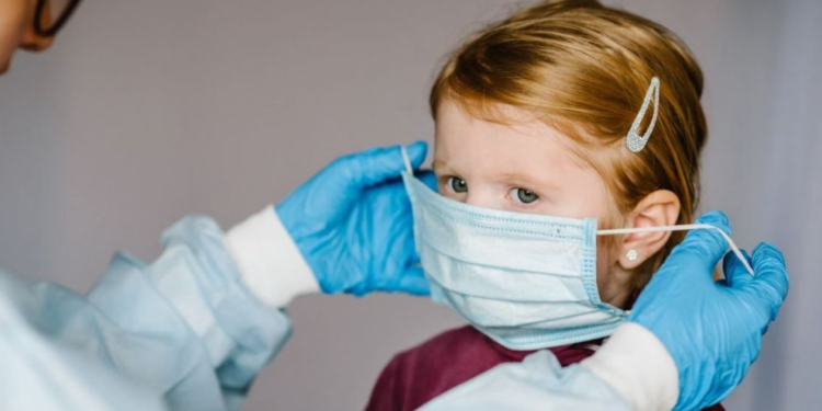 Дарыгер: «Кавасаки илдети жугуштуу эмес»