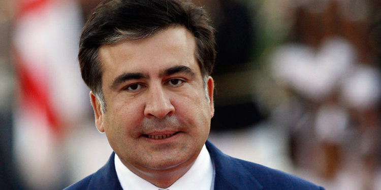 Грузиянын экс-президенти Саакашвили Жапаровго жардам берүүгө даяр