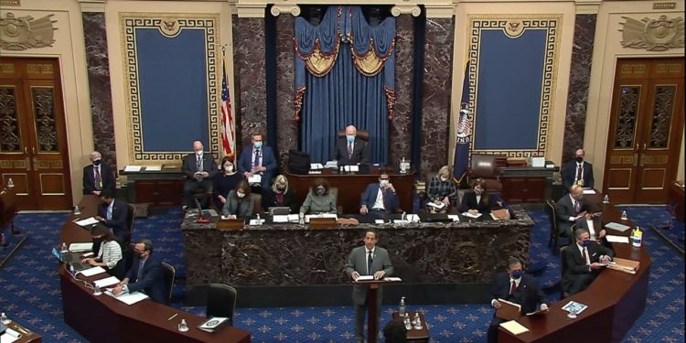 АКШ: Трамп экинчи ирээт акталып чыкты