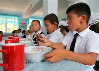 Ошто башталгыч класстын окуучулары ууланып, ооруканага жаткырылды