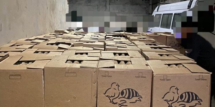 Тажикстандан мыйзамсыз ташылып келаткан 52,2 миң даана тоок жумурткасы аныкталды