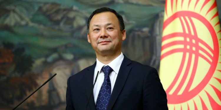 Кыргыз жарандарынын Казакстандын чек арасы аркылуу өтүүсү жеңилдетилди