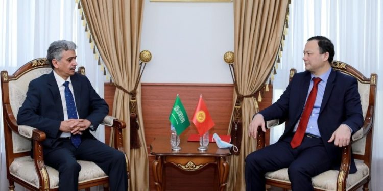 Тышкы иштер министри Сауд Аравиясынын элчисин кабыл алды