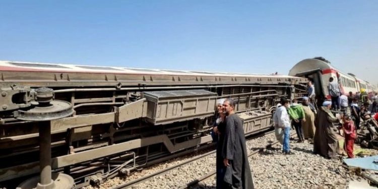 Египетте 2 поезд кагышып, 32 адам каза тапты