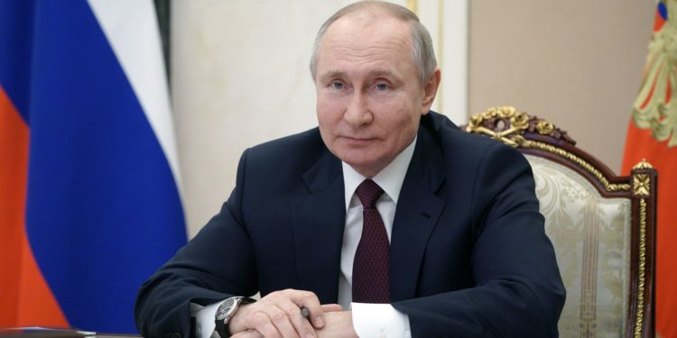 Бүгүн Путин коронавируска каршы Орусиянын вакцинасын сайдырат