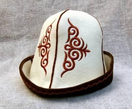 Ак калпак күнү белгиленет