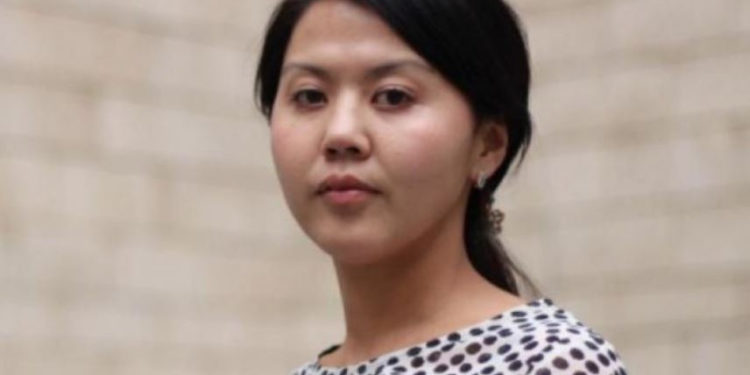 «Өткөн ажолордун элге каршы иштегенин бизге караганда сиз жакшы билесиз». Атыр Абрахматова Садыр Жапаровго кайрылды