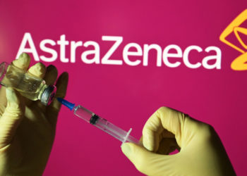 Кыргызстан «AstraZeneca» коронавируска каршы вакцинасын алууну токтотуу маселесин кароодо