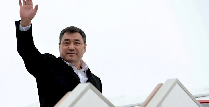 Президент Садыр Жапаров Ташкент шаарына мамлекеттик сапар менен барды. Аны кимдер тосуп алды?