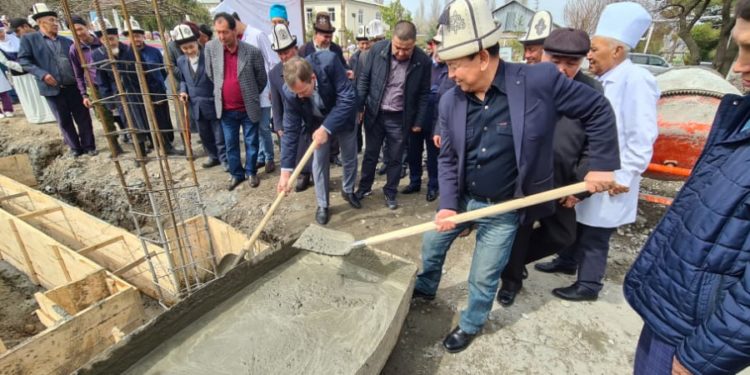 Баткен облусунда жаңы оорукананын курулушу башталды