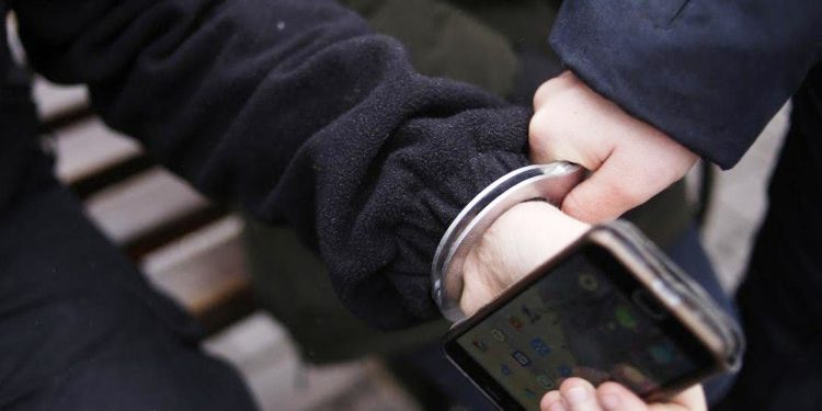 Аламүдүн районунда каракчылыкка шектелип өспүрүм балдар кармалды