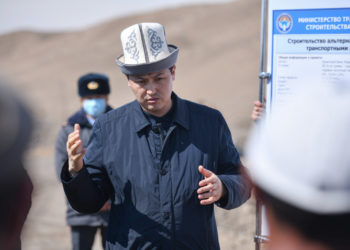 Улукбек Марипов: «Жол курулушу үчүн транспорт министри жеке жоопкерчилик алат»
