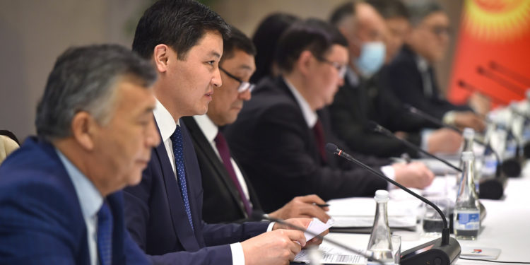 Өкмөт башчы: «Кыргыз-өзбек маданий иш-чараларын үзгүлтүксүз өткөрүү практикасын улантуу зарыл»