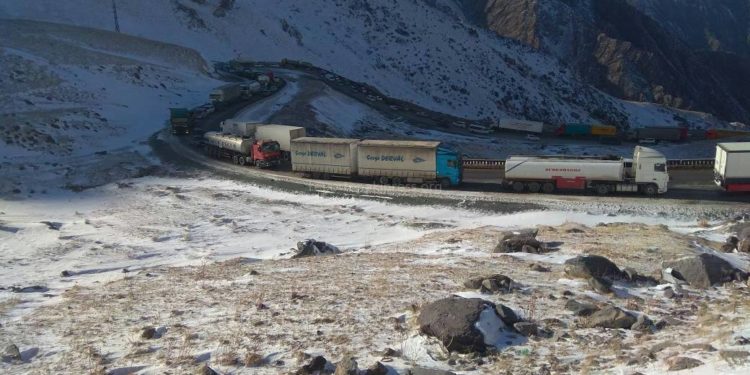 Төө-Ашуу менен Ала-Белде унаа кыймылына чектөө киргизилет