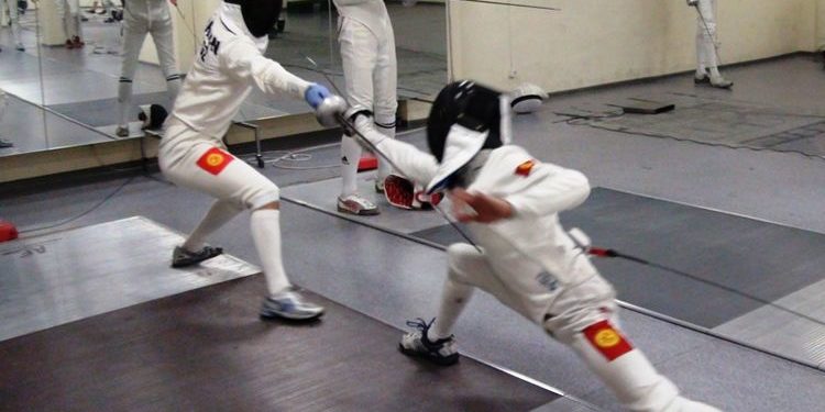 Фехтование боюнча Кыргызстандын курама командасы Дүйнө кубогуна катышат