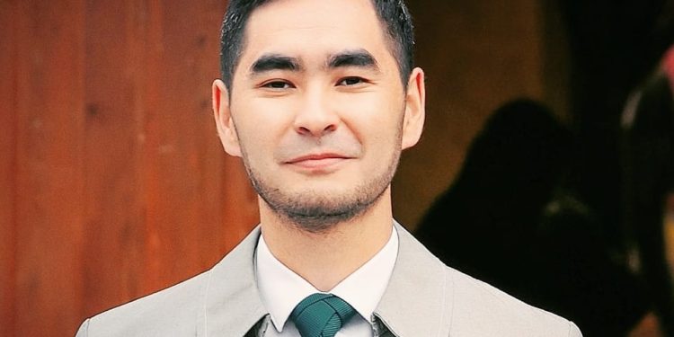 Актёр Адил Урдинов «Толиктин окуялары» деген тасма тартат