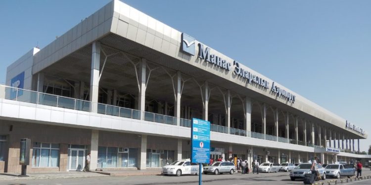 «Манас» аэропорту Орусияга учак билеттеринин кымбатташын түшүндүрдү