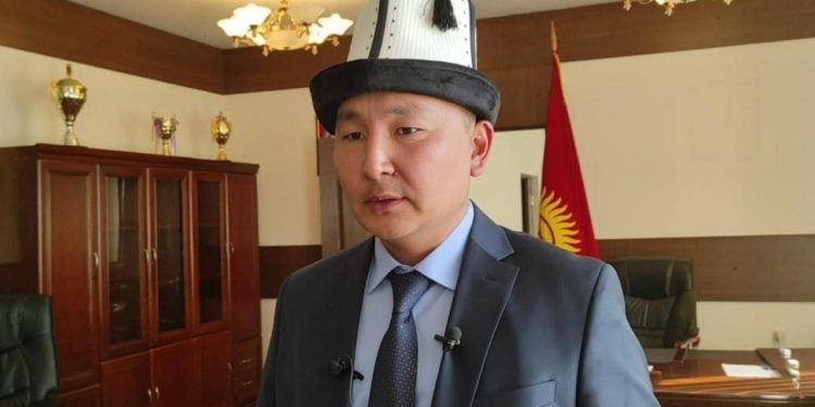 Айбек Бузурманкулов кызматтан алынышын «саясий чечим» деп эсептейт