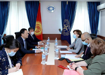 ТИМ: «Дүйнөлүк банк Кыргызстандын калкын коронавируска каршы эмдөөгө кызыкдар»