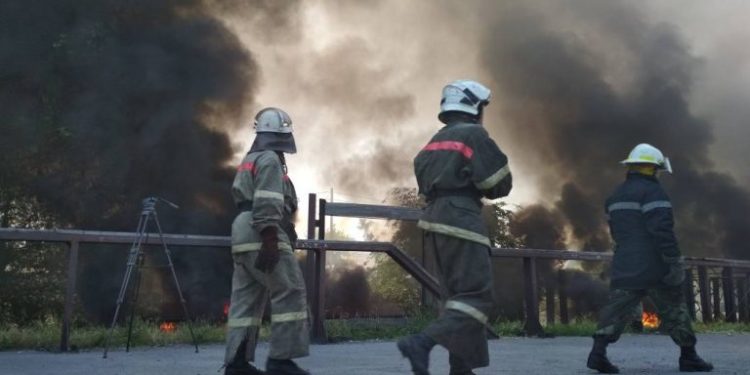 Министр: «ӨКМ кызматкерлеринин көбү ашыкча салмактуу. Аттестациядан өткөрүү керек»