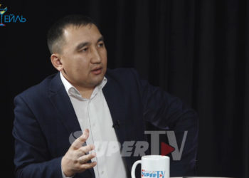 Гүлжигит Исаков: «Өзбек тарап өз жоопкерчилигин билет. Бизди алаксытуу үчүн кошумча жерлерибизди талашып жатышат»