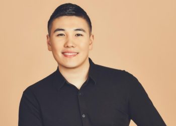 «Суукта суу кечүү кыйын болду». Омар жаңы клибин элге тартуулайт