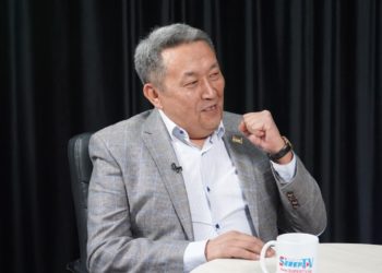 Алга Кылычов: «Орусиянын президенти Сооронбай Жээнбековго ишенбептир»