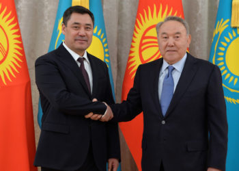 Садыр Жапаров Казакстандын туңгуч президенти Нурсултан Назарбаев менен жолугушту