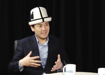 Нуржигит Кадырбеков: «Артыңарда бир монстр турат деп айтылып жатат, ошол чынбы деп сурадым»