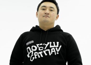 Улан Үсөйүн: «Жөө жүрүш, митингдерди өткөрүүгө тыюу салуу жакшы эмес. Азыркы бийлик өзү ушундай жүрүш менен келген»»