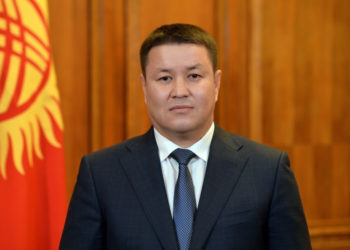 Жогорку Кеңештин төрагасы Талант Мамытов айымдарды майрамы менен куттуктады