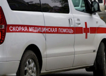 «Айлыгы 5 миң сом». Тез жардам кызматындагы дарыгерлер жумуштан кетип жатышат