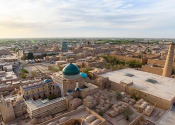 Өзбекстанда 1-апрелден тарта карантиндик чектөөлөр күчөтүлөт