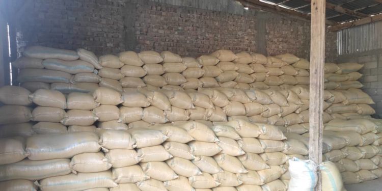 Баткендеги кампадан аткезчилик товарлары табылды. Сүрөт