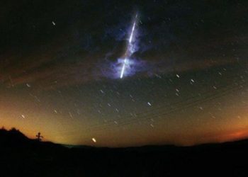 «Казакстан, Кыргызстан жана Өзбекстандын эли көргөн асмандагы кубулуш болид деп аталат». Окумуштуу дагы эмнелерди айтты?