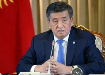 Кыргыз-тажик чек арасындагы жаңжал боюнча Сооронбай Жээнбеков үн катты